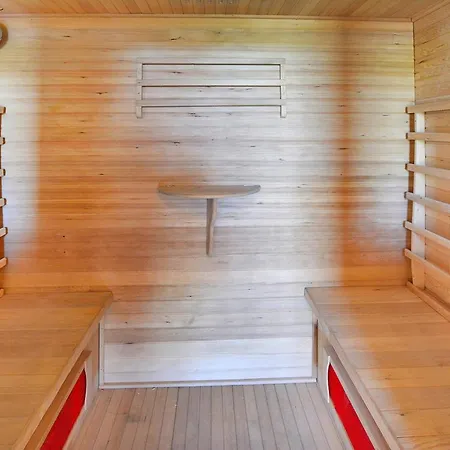 Comfortable Holiday Homes, Pool, Sauna, Jacuzzi Osieki (Koszalin)