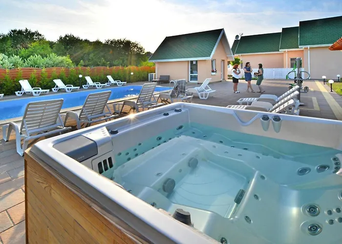 Comfortable Holiday Homes, Pool, Sauna, Jacuzzi Σπίτι διακοπών