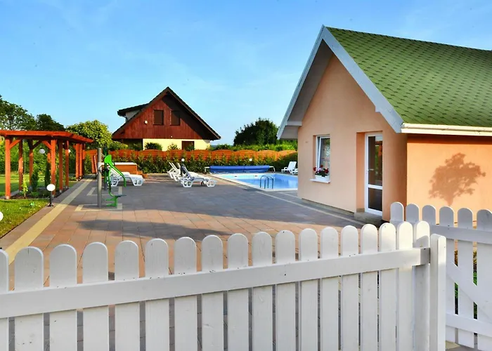 Comfortable Holiday Homes, Pool, Sauna, Jacuzzi