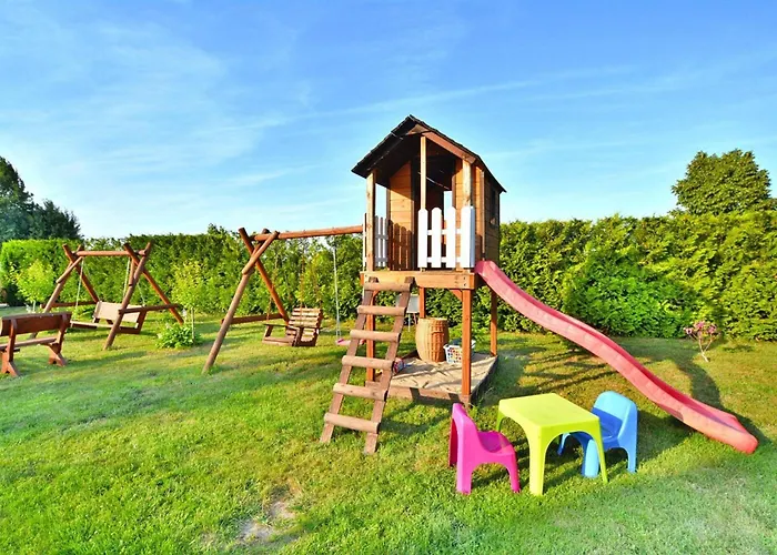 Σπίτι διακοπών Comfortable Holiday Homes, Pool, Sauna, Jacuzzi Osieki (Koszalin)